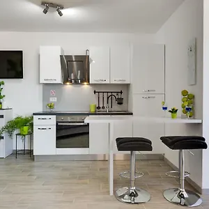 Oliva Vallis Apartment