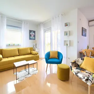 https://apartman-iris-krk-island.primorje-gorskikotar.com